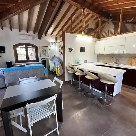 Casa 248 Con Ampio Giardino A Calasetta